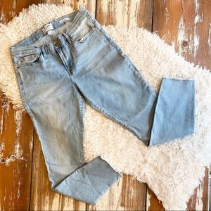 Frame Le Skinny de Jeanne Crop Jeans 31